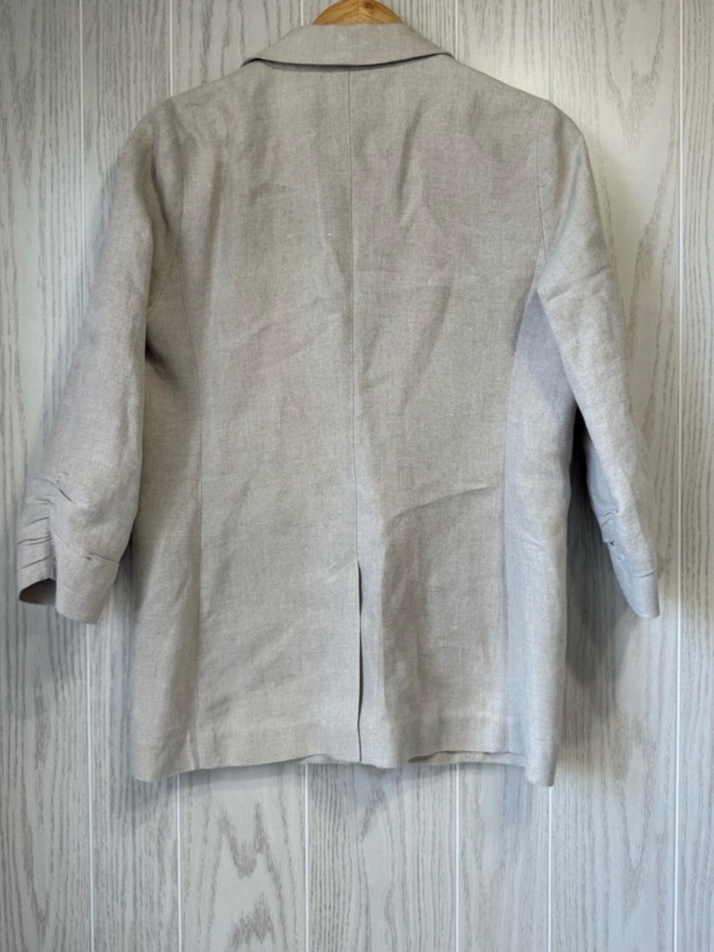 Michael Kors 100% Linen Light Beige Ruched-Sleeve Blazer Size 10 - Picture 2 of 5
